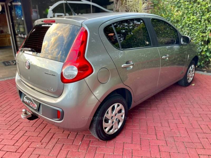FIAT - PALIO - 2013/2013 - Cinza - R$ 40.900,00