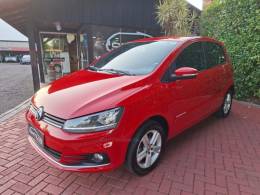 VOLKSWAGEN - FOX - 2015/2016 - Vermelha - R$ 48.900,00