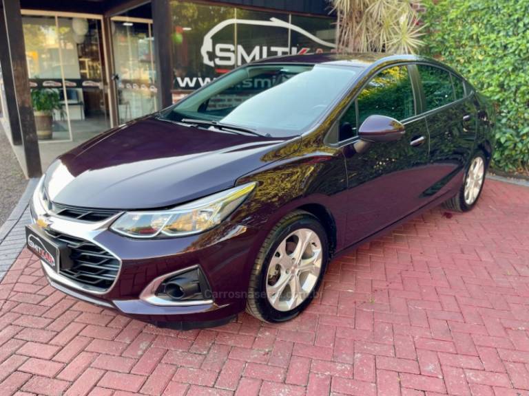 CHEVROLET - CRUZE - 2019/2020 - Vermelha - R$ 96.900,00