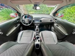 CHEVROLET - PRISMA - 2016/2017 - Vermelha - R$ 60.900,00