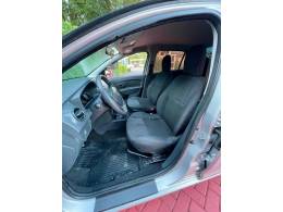 RENAULT - LOGAN - 2017/2018 - Prata - R$ 39.900,00