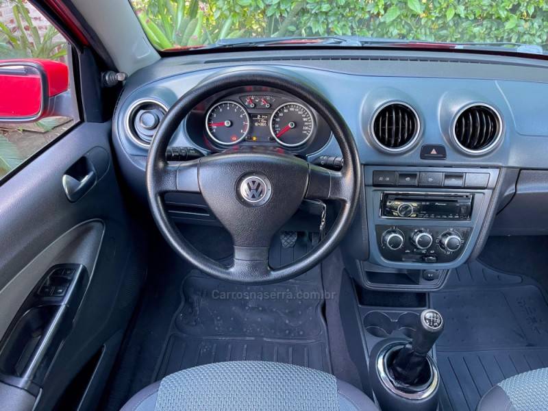 VOLKSWAGEN - GOL - 2009/2009 - Vermelha - R$ 33.900,00
