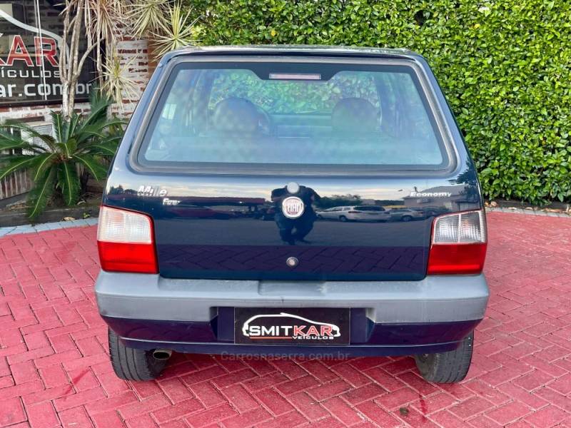 FIAT - UNO - 2012/2012 - Azul - R$ 28.900,00