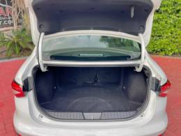 FIAT - CRONOS - 2018/2019 - Branca - R$ 68.900,00