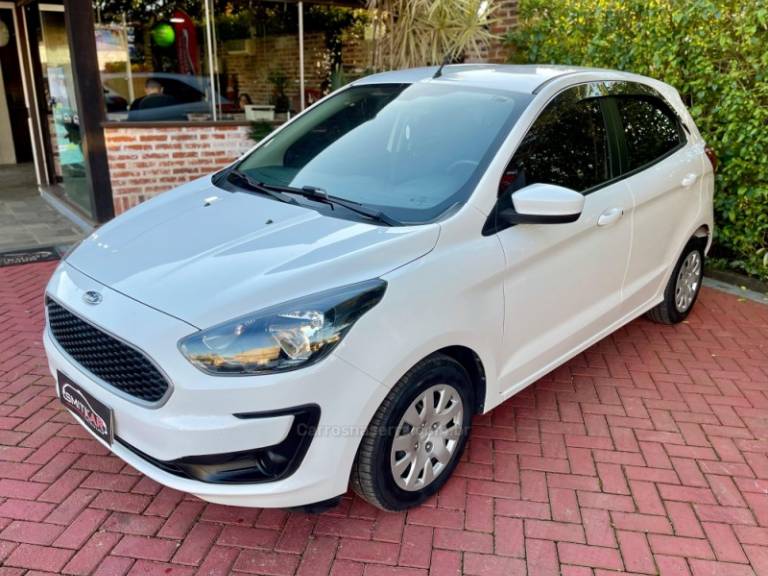 FORD - KA - 2019/2020 - Branca - R$ 53.900,00