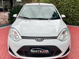 FORD - FIESTA - 2013/2014 - Branca - R$ 37.900,00