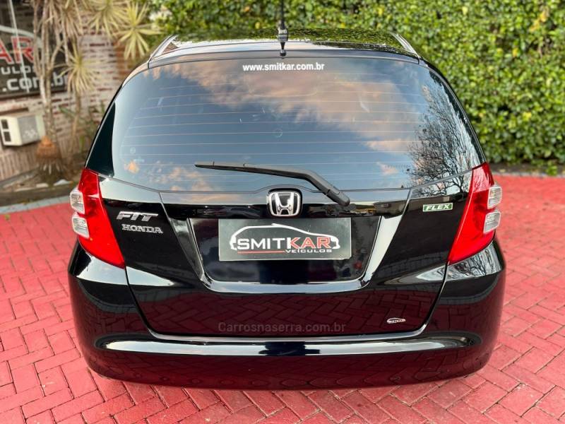 HONDA - FIT - 2011/2011 - Preta - R$ 51.900,00