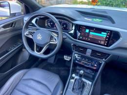 VOLKSWAGEN - TAOS - 2022/2023 - Branca - R$ 178.900,00