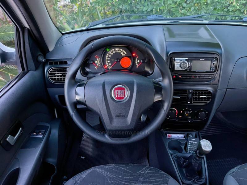 FIAT - SIENA - 2013/2013 - Branca - R$ 38.900,00