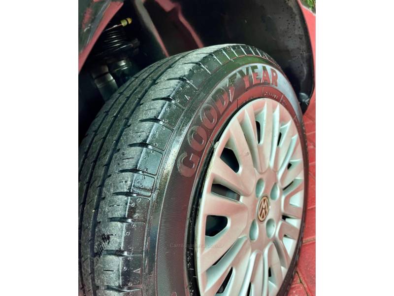 VOLKSWAGEN - VOYAGE - 2012/2013 - Preta - R$ 38.900,00