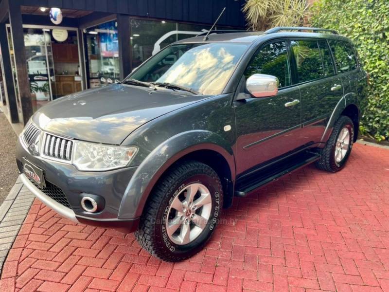 MITSUBISHI - PAJERO DAKAR - 2011/2012 - Cinza - R$ 105.900,00