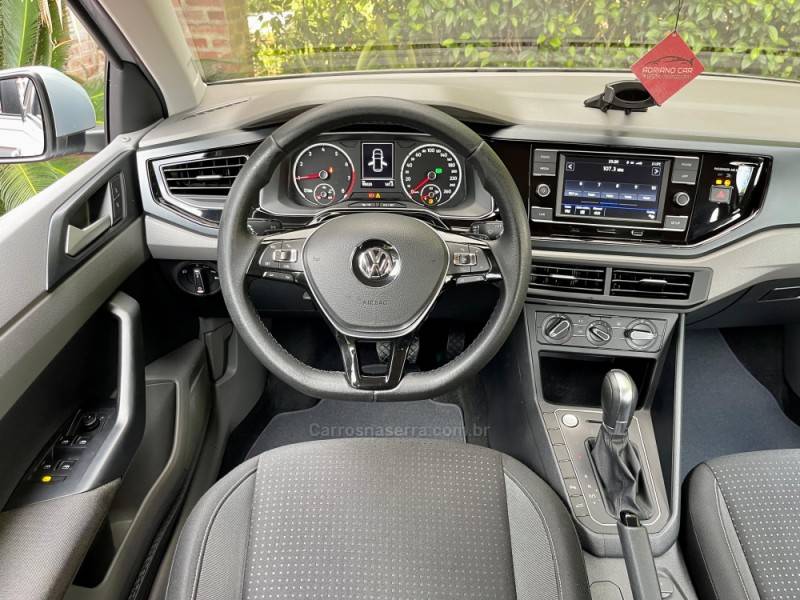 VOLKSWAGEN - POLO - 2019/2019 - Prata - R$ 75.900,00