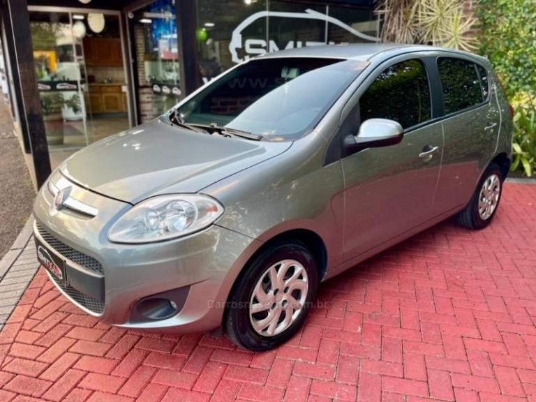 FIAT - PALIO - 2013/2013 - Cinza - R$ 40.900,00