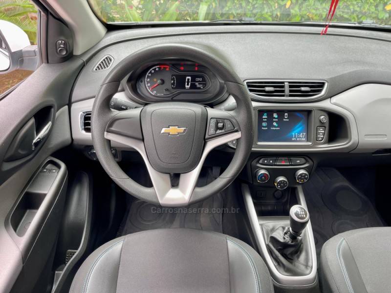 CHEVROLET - ONIX - 2019/2019 - Branca - R$ 57.900,00