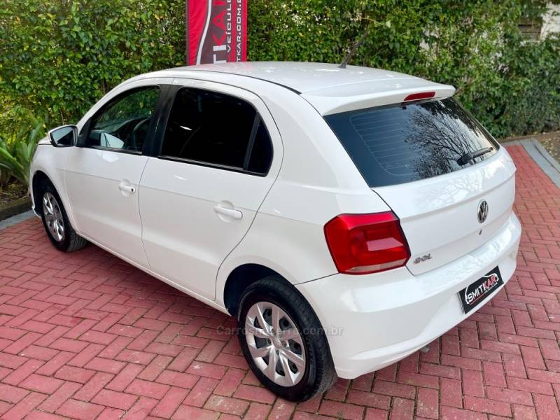 VOLKSWAGEN - GOL - 2018/2019 - Branca - R$ 47.900,00