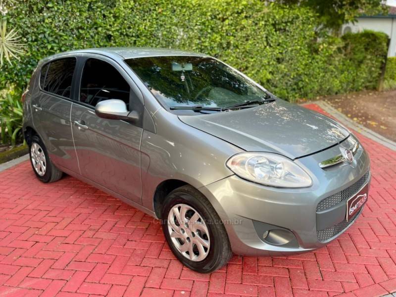 FIAT - PALIO - 2013/2013 - Cinza - R$ 40.900,00
