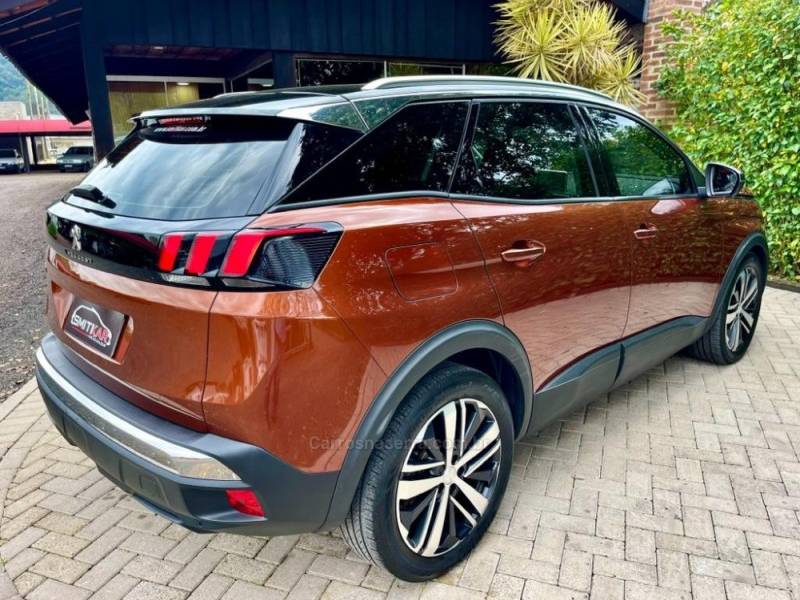 PEUGEOT - 3008 - 2019/2020 - Marrom - R$ 139.900,00