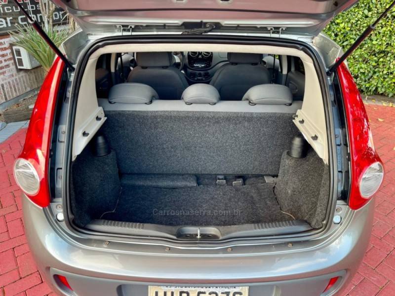 FIAT - PALIO - 2013/2013 - Cinza - R$ 40.900,00