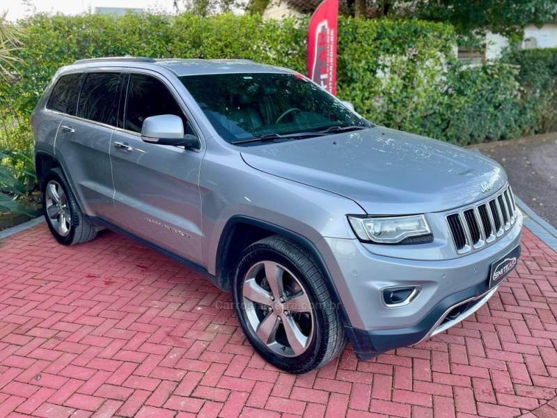 JEEP - CHEROKEE - 2014/2015 - Cinza - R$ 127.900,00