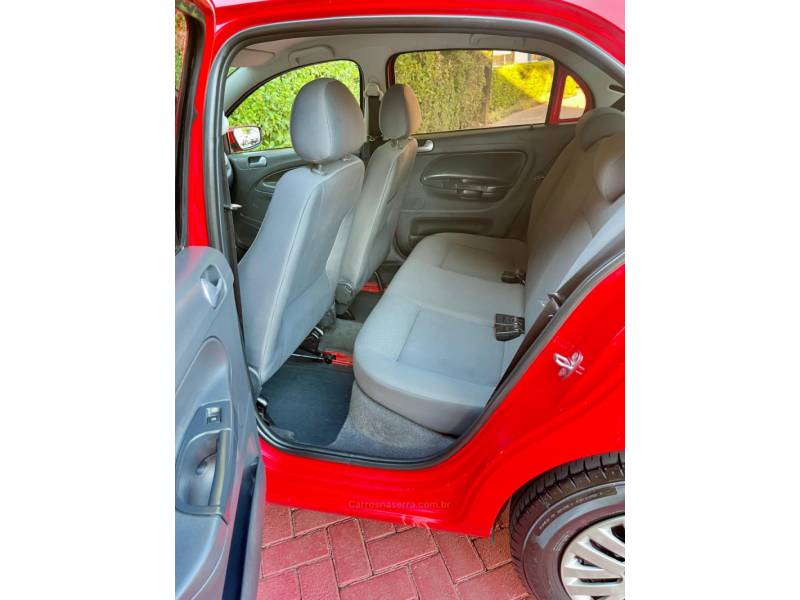 VOLKSWAGEN - VOYAGE - 2012/2012 - Vermelha - R$ 38.900,00