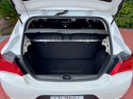 CHEVROLET - ONIX - 2019/2019 - Branca - R$ 57.900,00