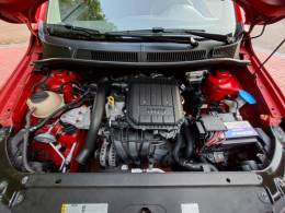 VOLKSWAGEN - FOX - 2015/2016 - Vermelha - R$ 48.900,00