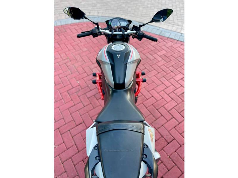 YAMAHA - MT - 2020/2020 - Cinza - R$ 25.900,00