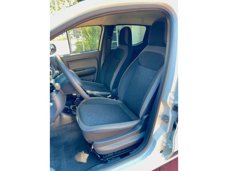 FIAT - MOBI - 2021/2021 - Branca - R$ 58.900,00