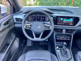 VOLKSWAGEN - TAOS - 2022/2023 - Branca - R$ 178.900,00