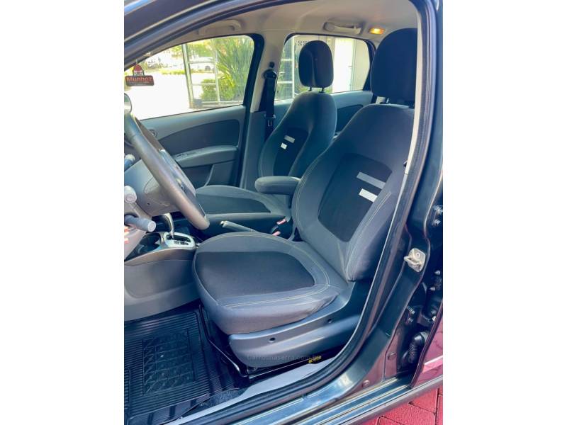 FIAT - GRAND SIENA - 2013/2014 - Cinza - R$ 39.900,00