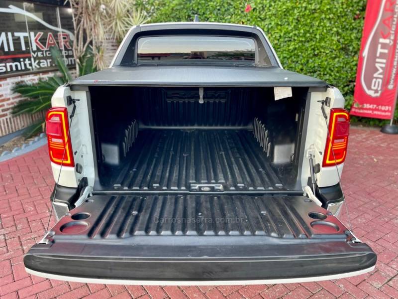 RAM - RAMPAGE - 2023/2024 - Branca - R$ 229.900,00