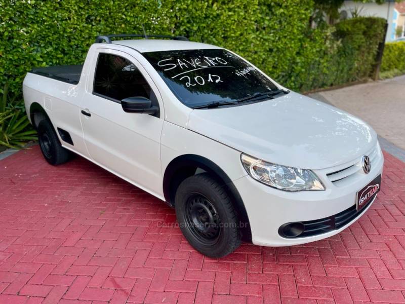 VOLKSWAGEN - SAVEIRO - 2012/2012 - Branca - R$ 40.900,00