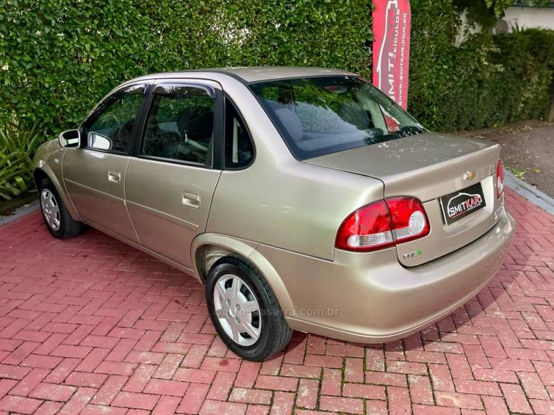 CHEVROLET - CLASSIC - 2012/2012 - Bege - R$ 29.900,00