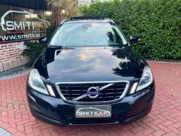 VOLVO - XC60 - 2012/2013 - Preta - R$ 69.900,00