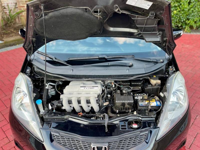 HONDA - FIT - 2011/2011 - Preta - R$ 51.900,00