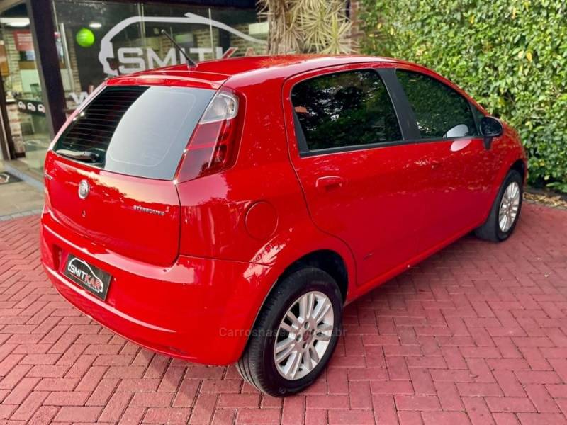FIAT - PUNTO - 2011/2012 - Vermelha - R$ 37.900,00
