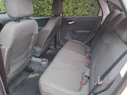 FIAT - GRAND SIENA - 2013/2014 - Branca - R$ 40.900,00