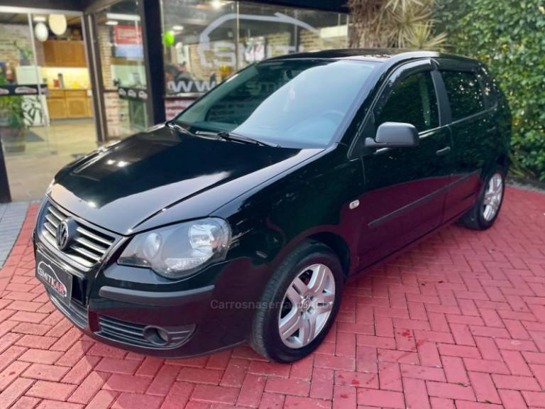 VOLKSWAGEN - POLO - 2007/2008 - Preta - R$ 28.900,00