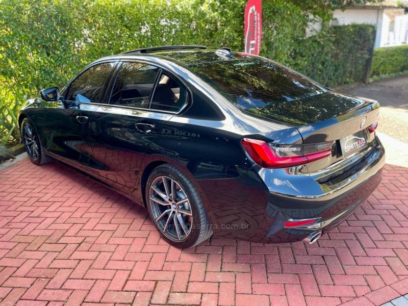 BMW - 330I - 2020/2020 - Preta - R$ 233.900,00