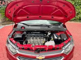 CHEVROLET - PRISMA - 2016/2017 - Vermelha - R$ 60.900,00