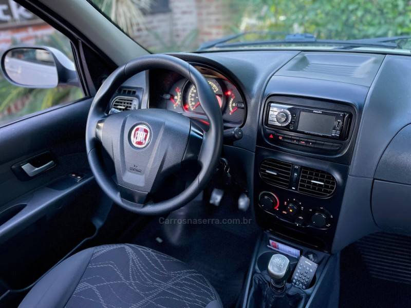 FIAT - SIENA - 2013/2013 - Branca - R$ 38.900,00