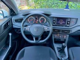 VOLKSWAGEN - POLO - 2023/2023 - Branca - R$ 73.900,00