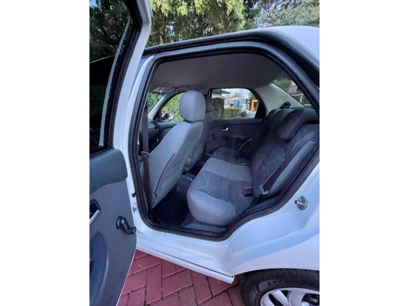 FIAT - SIENA - 2013/2013 - Branca - R$ 38.900,00