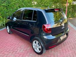 VOLKSWAGEN - FOX - 2011/2012 - Preta - R$ 35.900,00