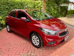 CHEVROLET - ONIX - 2017/2018 - Vermelha - R$ 53.900,00