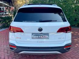 VOLKSWAGEN - TAOS - 2022/2023 - Branca - R$ 178.900,00