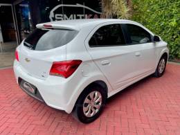 CHEVROLET - ONIX - 2019/2019 - Branca - R$ 57.900,00