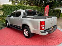 CHEVROLET - S10 - 2014/2014 - Prata - R$ 105.900,00