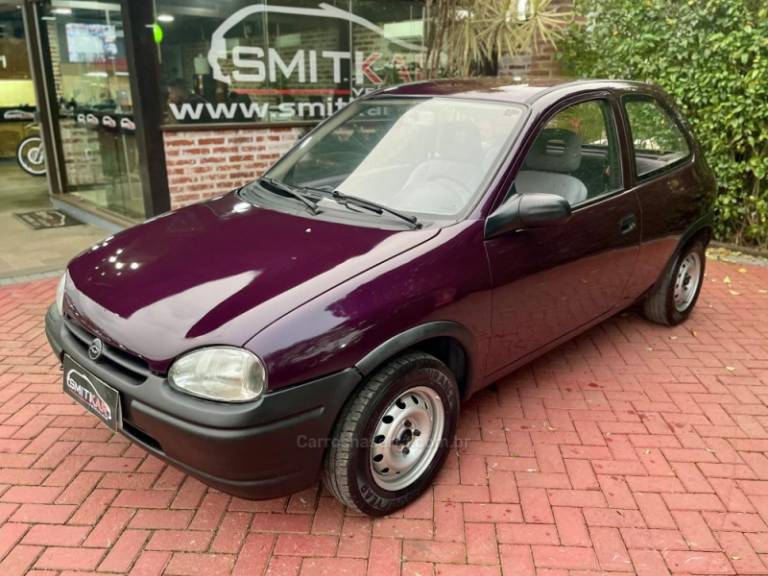 CHEVROLET - CORSA - 1996/1996 - Roxa - R$ 14.900,00