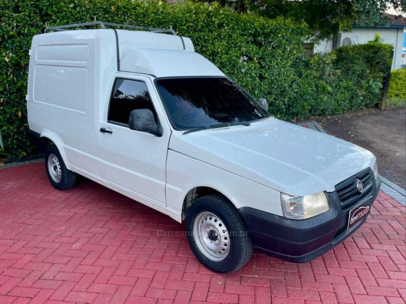 FIAT - FIORINO - 2013/2013 - Branca - R$ 29.900,00